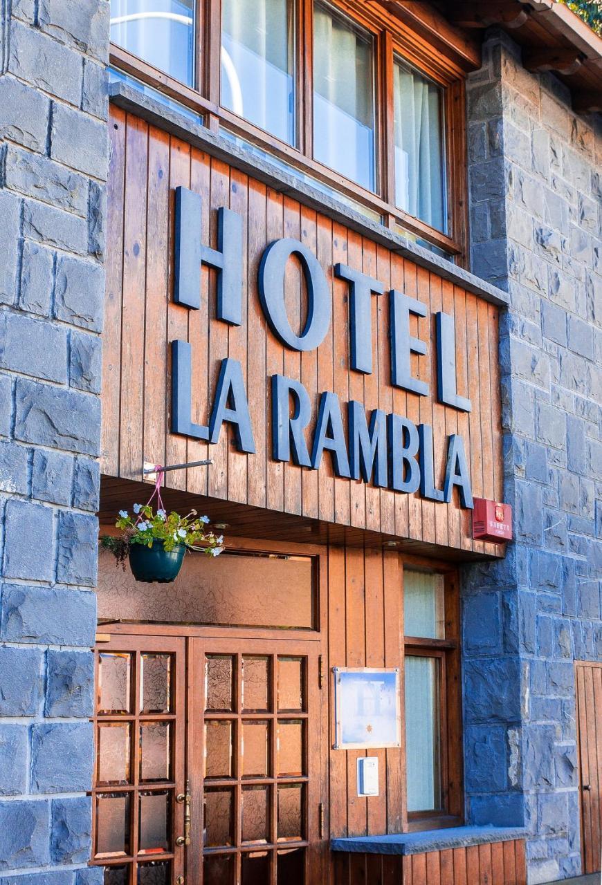 Hotel La Rambla Biescas  Exteriér fotografie